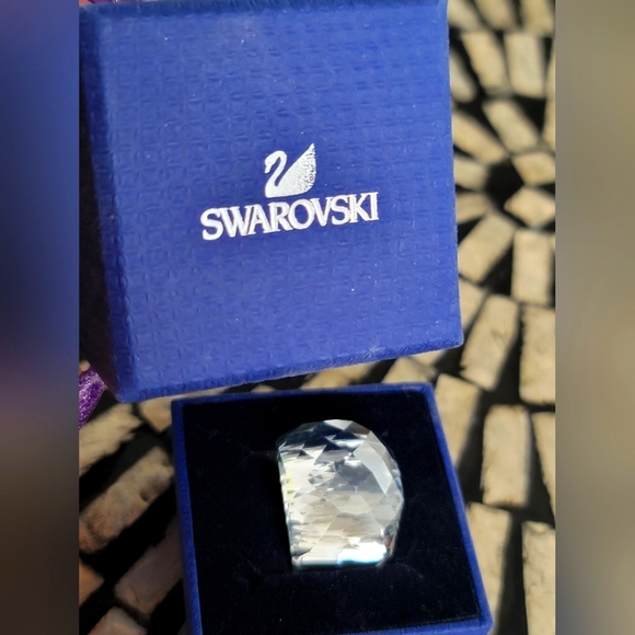 Swarovski Nirvana Ring - Picture 9 of 9